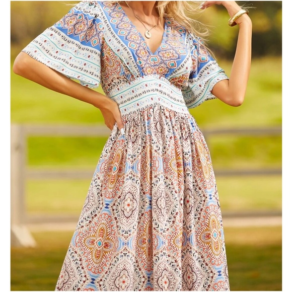 Boho Floral Print Butterfly Sleeve Maxi Dress - Picture 2 of 6